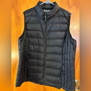HeatKeep Black Puffer Vest